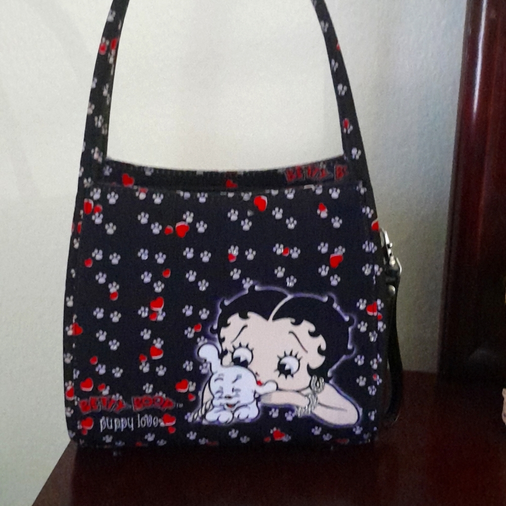 Betty Boop Puppy Love Handbag